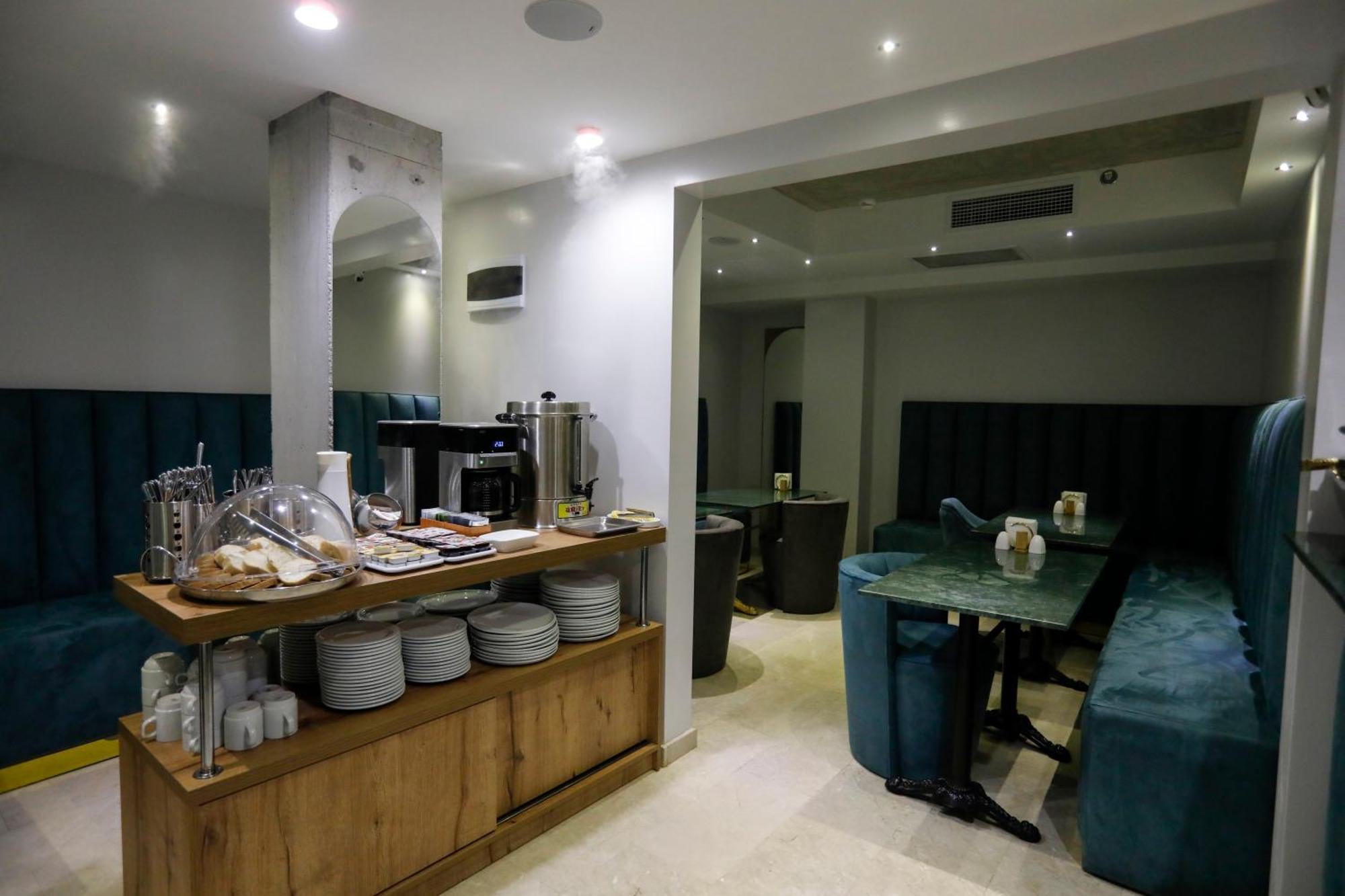 M 1 T Hotel Tbilisi Bagian luar foto