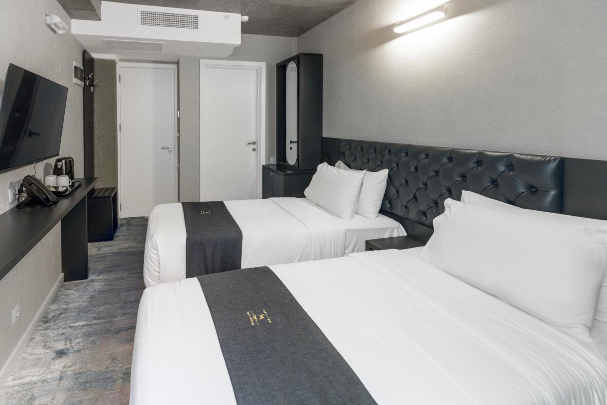 M 1 T Hotel Tbilisi Bagian luar foto